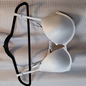 Victoria's Secret Padded Plunge Size 36D